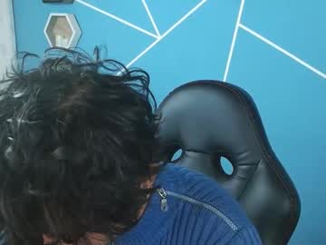 Sunrise_Miiles Chaturbate stream image from January 17, 2025