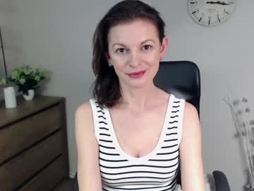 Vivian_Dream Chaturbate stream image from January 17, 2025