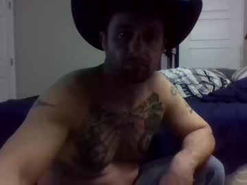 Ed198228 Chaturbate stream image from January 17, 2025