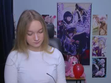 Katris_Shy Chaturbate stream image from January 17, 2025