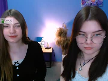 Lolamrrr Chaturbate stream image from January 17, 2025