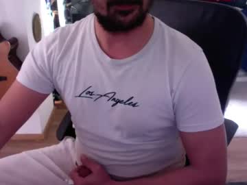 Joe_Footboy2000 Chaturbate stream image from January 17, 2025