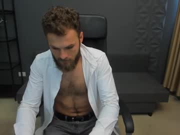 Neillweston Chaturbate stream image from January 17, 2025
