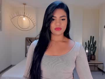Nicolesanz_ Chaturbate stream image from January 17, 2025
