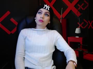 _Yuyi Chaturbate stream image from January 17, 2025