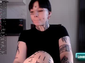 Herbal_Helpmepls Chaturbate stream image from January 17, 2025