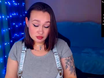 Melanie_Loves_Cakes Chaturbate stream image from January 17, 2025