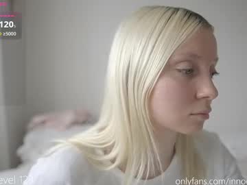 Pureangeldolores Chaturbate stream image from January 17, 2025