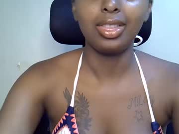 Sexxy_Kira Chaturbate stream image from January 17, 2025