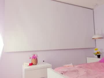 Eliana_09 Chaturbate stream image from January 17, 2025