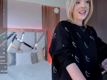 Lollieblondie Chaturbate stream image from January 17, 2025