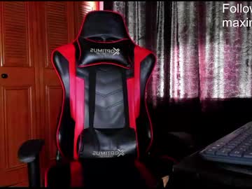 Maxine66 Chaturbate stream image from January 17, 2025