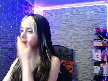 Victoriia_Black Chaturbate stream image from January 17, 2025