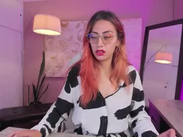 Dalia_Garrett Chaturbate stream image from January 17, 2025