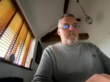 Misterblivs Chaturbate stream image from January 17, 2025