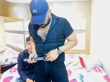 Myfucking_Bear Chaturbate stream image from January 17, 2025