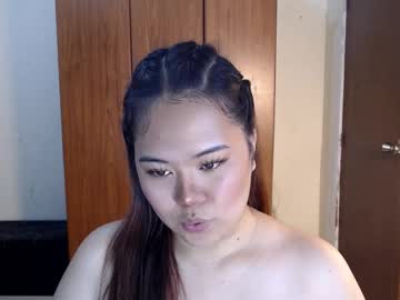 Oliviahollywood Chaturbate stream image from January 17, 2025