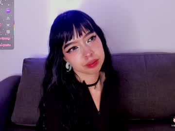 Pearl_Bx Chaturbate stream image from January 17, 2025