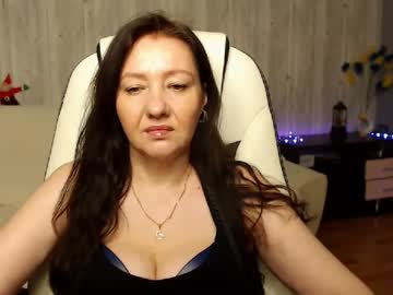 Tyramories Chaturbate stream image from January 17, 2025
