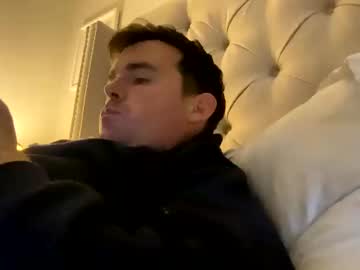 Elsuz Chaturbate stream image from January 17, 2025