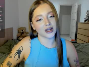 Ju_Lii Chaturbate stream image from January 17, 2025