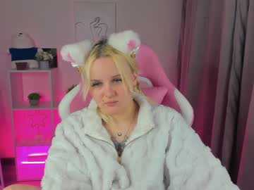 Katarina__F1re Chaturbate stream image from January 17, 2025