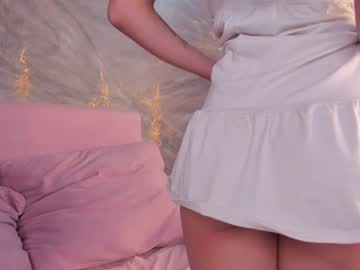 Lisawhisper Chaturbate stream image from January 17, 2025