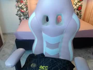 Nathaliasweet_1_ Chaturbate stream image from January 17, 2025