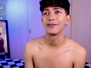 Teobrowny_ Chaturbate stream image from January 17, 2025
