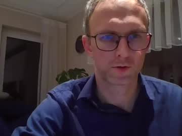 Dziubeasek85 Chaturbate stream image from January 17, 2025