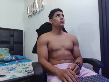 Evessinn Chaturbate stream image from January 17, 2025