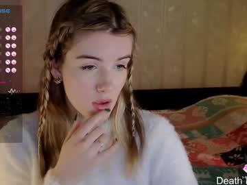 Spicejessy Chaturbate stream image from January 17, 2025