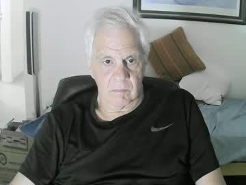 Max_2017 Chaturbate stream image from January 17, 2025