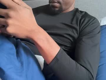 Theeshooterr Chaturbate stream image from January 17, 2025