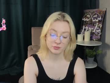 Elsacarterr Chaturbate stream image from January 17, 2025