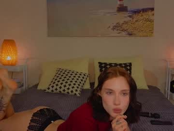Lilpupsonish Chaturbate stream image from January 17, 2025