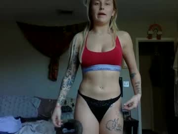 Princesspineapple Chaturbate stream image from January 17, 2025