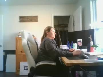 Curiouscouple3143 Chaturbate stream image from January 17, 2025