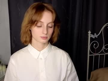Inforsmall Chaturbate stream image from January 17, 2025