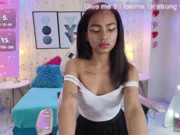 Julie_Coper Chaturbate stream image from January 17, 2025