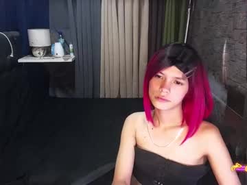 Ur_Xpensivecandy Chaturbate stream image from January 17, 2025