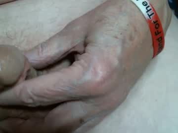 Cutandwaxed2 Chaturbate stream image from January 17, 2025