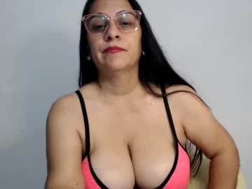 Mayitadelicious Chaturbate stream image from January 17, 2025