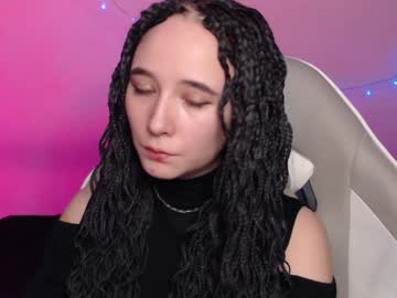 Robin_Yours Chaturbate stream image from January 17, 2025