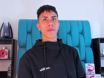 Alannaughty_ Chaturbate stream image from January 17, 2025