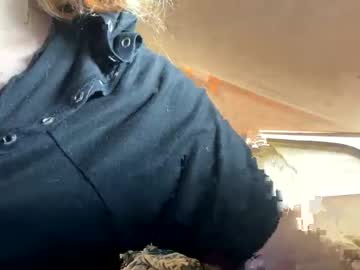 Aryarose22 Chaturbate stream image from January 17, 2025