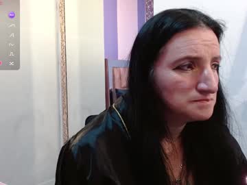 Cloefoxx_ Chaturbate stream image from January 17, 2025