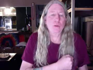 Crimsoncheeksnm Chaturbate stream image from January 17, 2025