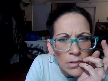 Dirtynerdy30 Chaturbate stream image from January 17, 2025