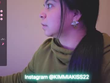 Kimmiakiss22 Chaturbate stream image from January 17, 2025